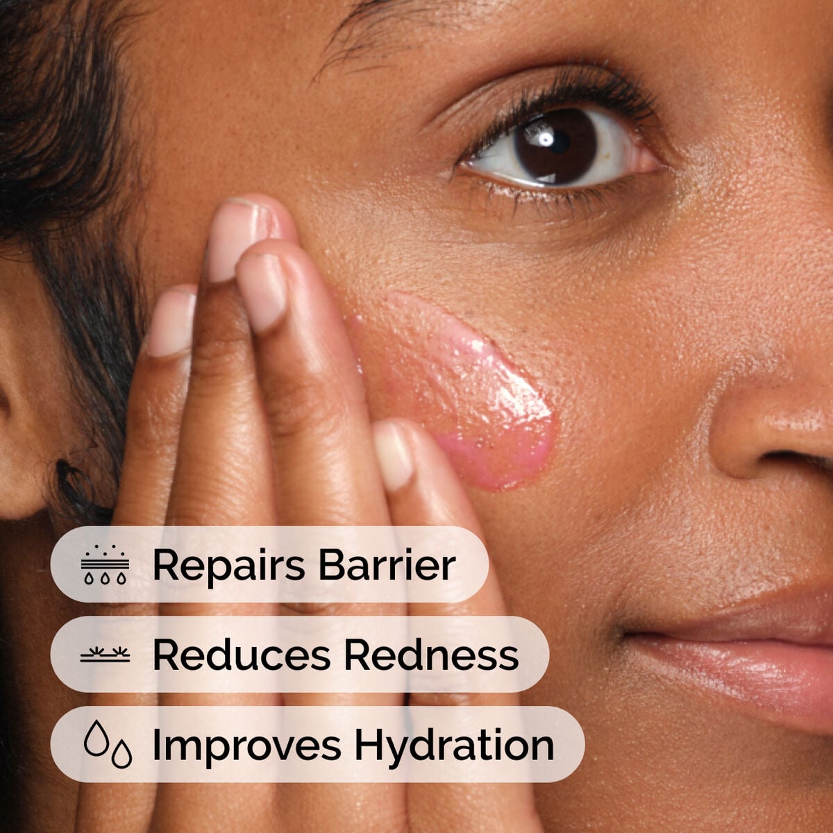 soothing-and-barrier-support-serum-set-b3 ord-soothing-barrier-support-serum-model-application-with-benefits.jpg